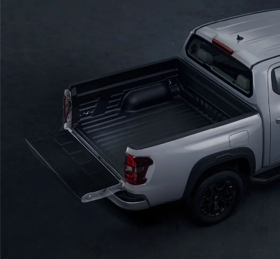 เพิ่มพื้นที่บรรทุกสัมภาระของคุณด้วยกระบะท้ายที่กว้างขวาง